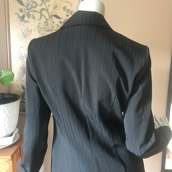 Vintage Y2K Black Pinstripe Blazer Jacket 2 Button Front Size 6 - Picture 4 of 13
